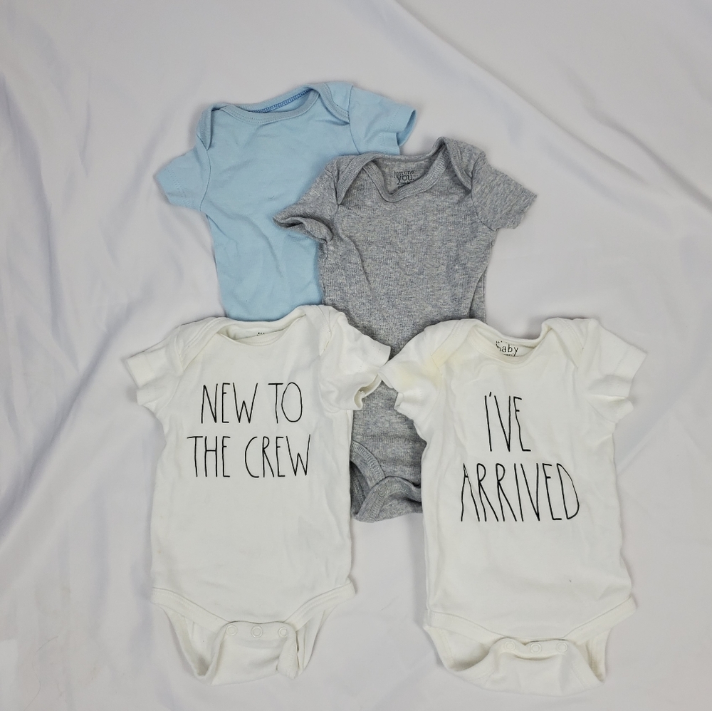 Onsie set Size: Newborn